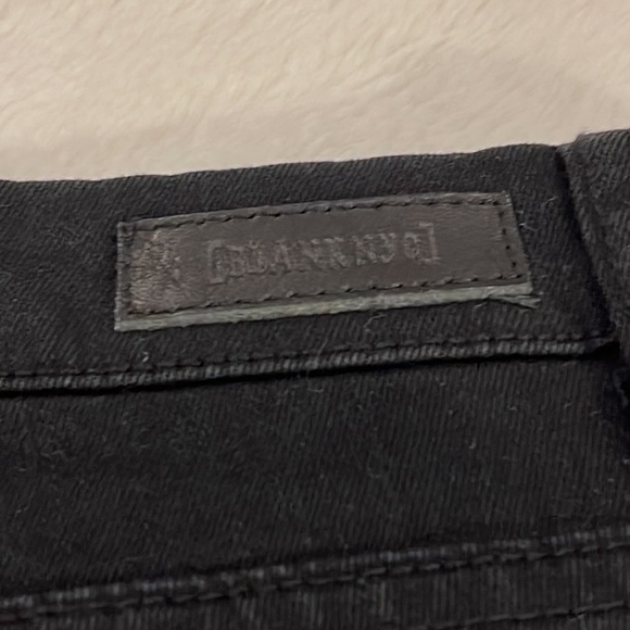 Blank NYC Black Frayed Shorts 26 - Picture 4 of 4